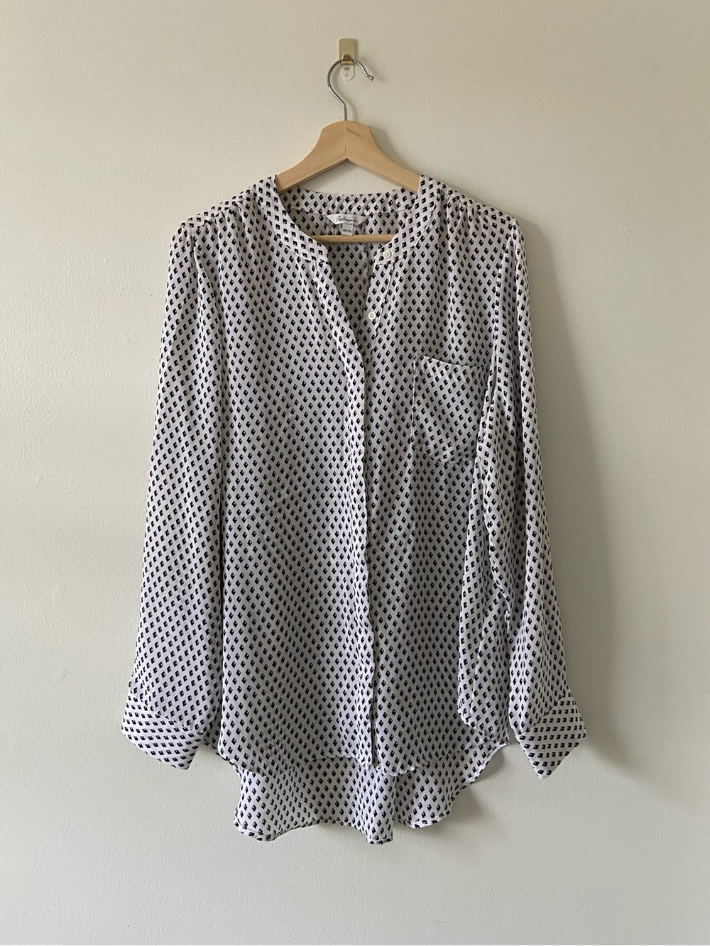 Reitmans Chiffon Dimond Print Blouse